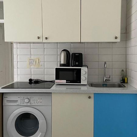 Lovely Ground Floor Miles Apart Apartment ลอนดอน ภายนอก รูปภาพ