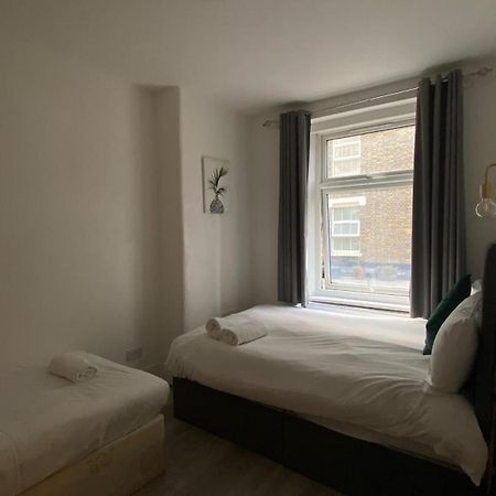 Lovely Ground Floor Miles Apart Apartment ลอนดอน ภายนอก รูปภาพ