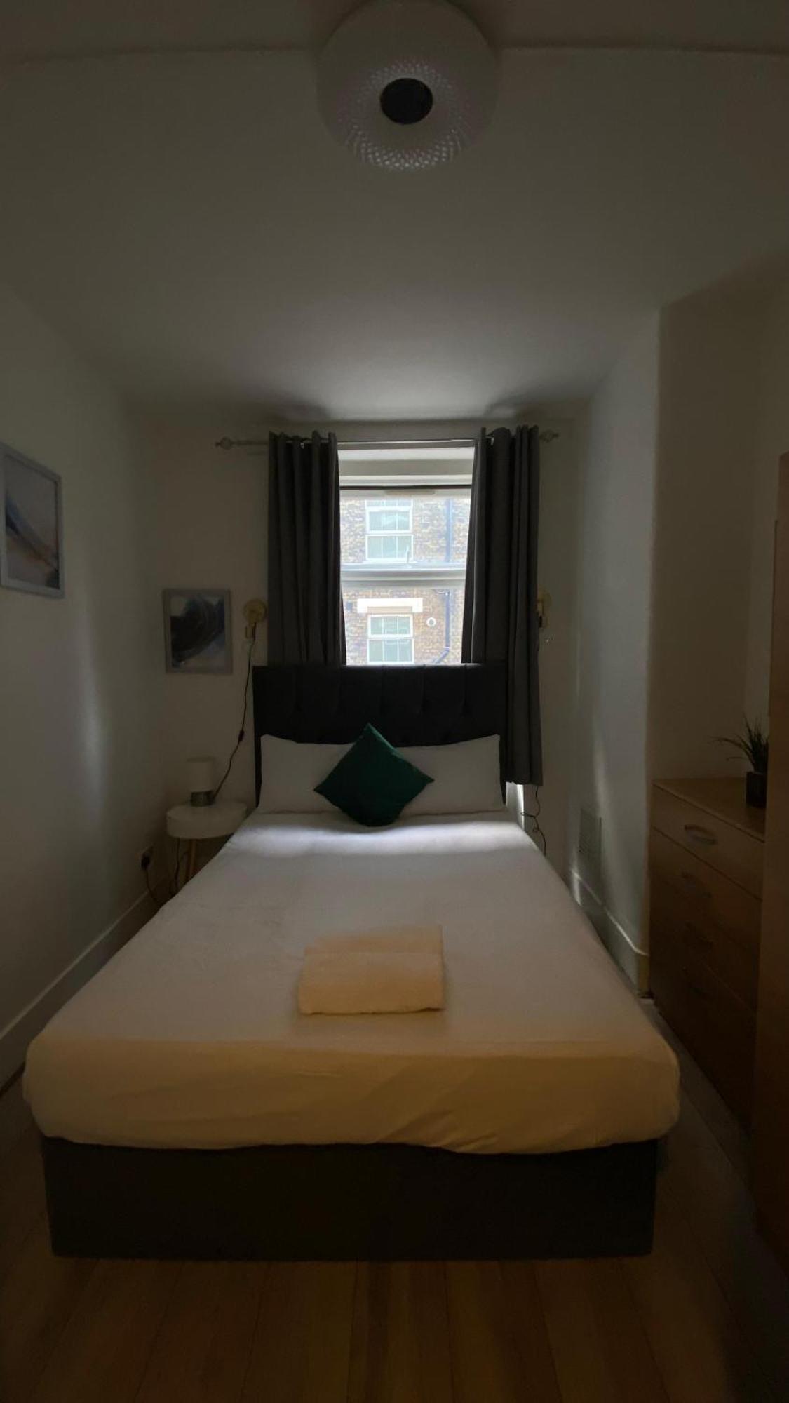Lovely Ground Floor Miles Apart Apartment ลอนดอน ภายนอก รูปภาพ