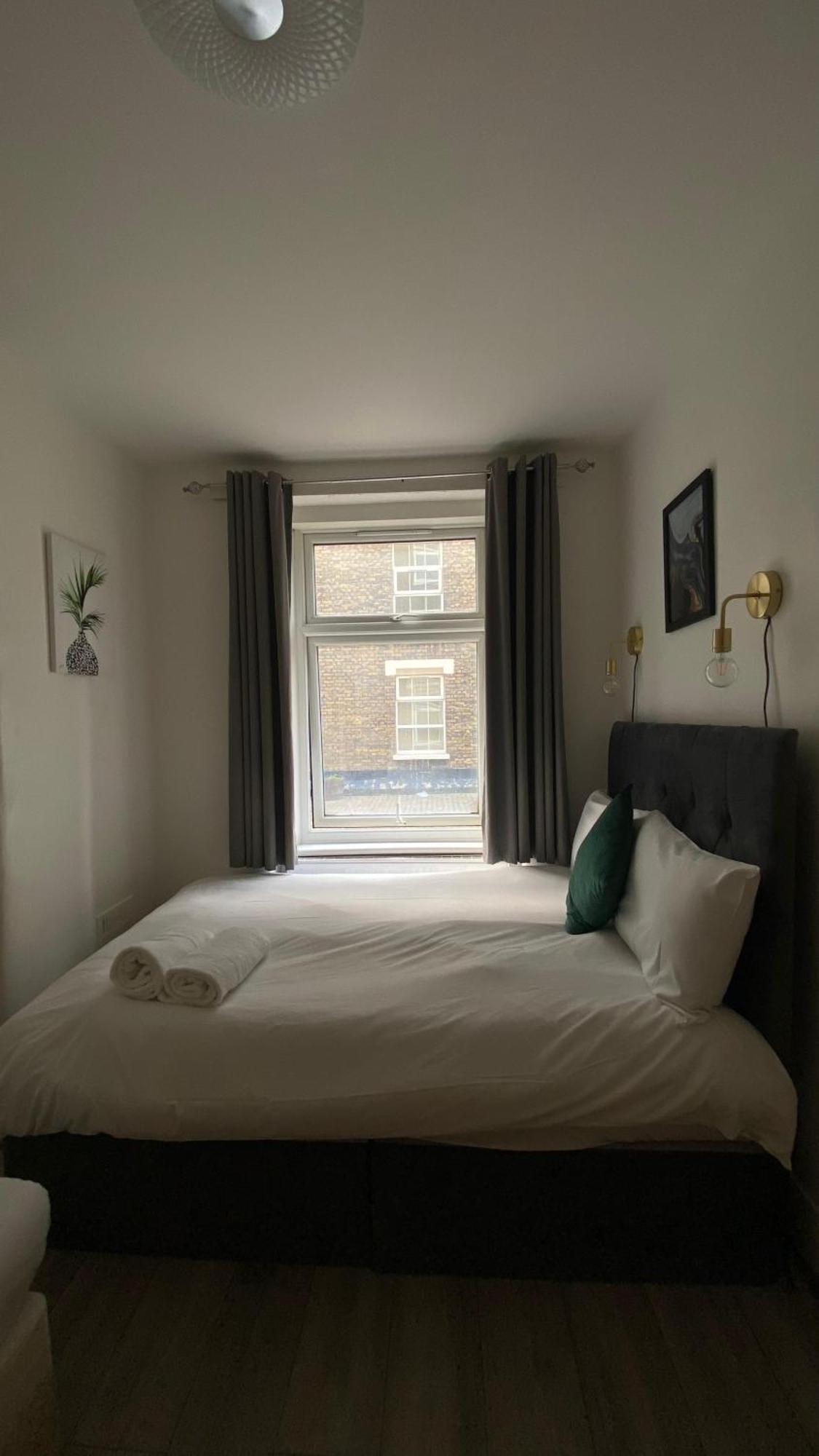 Lovely Ground Floor Miles Apart Apartment ลอนดอน ภายนอก รูปภาพ